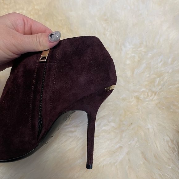 Burberry open toe suede booties - Picture 4 of 15